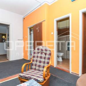 Prodaja, Stan, Centar, Trg Petra Zrinskog , 3s, 71m2