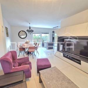 Prodaja, Stan, Dugo Selo, Savski odvojak, 4s, 110m2