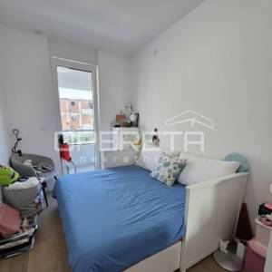 Split, Mejaši – dvosoban stan s velikim balkonom i garažom