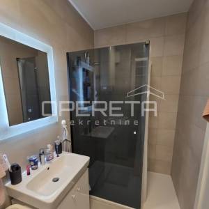 Split, Mejaši – dvosoban stan s velikim balkonom i garažom