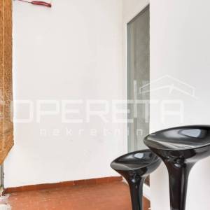 Prodaja, Stan, Sisak, Hrvatskog narodnog preporoda 40, 2s, 62m2