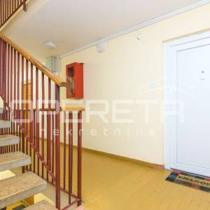 Prodaja, Stan, Sisak, Hrvatskog narodnog preporoda 40, 2s, 62m2