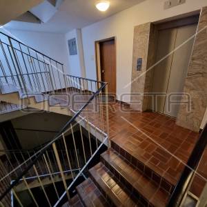 Prodaja, Stan, Trnje, Strojarska, 3s, 70m2