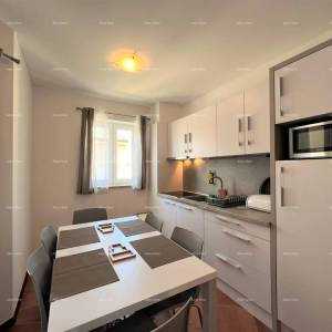 Prodaja stana na vrhunskoj lokaciji, Medulin! Pošesi, naselje na samoj obali mora.