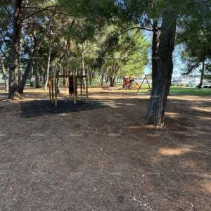 Prodaja stana s parkirnim mjestom na odličnoj lokaciji, 50 m od mora i plaža, Novigrad!