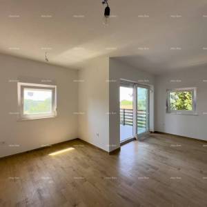 Prodaja stana s vrtom i parkirim mjestom, novogradnja, Brtonigla!