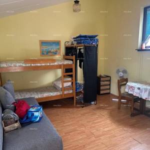 Prodaja - studio apartman s terasom, 800 m od mora, Barbariga!
