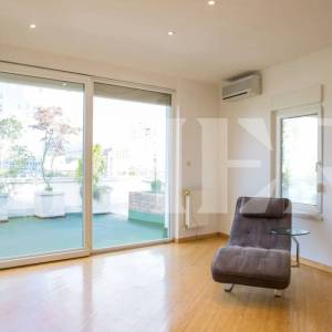 PRODAJA, TREŠNJEVKA, LUKSUZNI PENTHOUSE 270 M2 + TERASE +GARAŽA 100 M2
