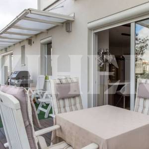 PRODAJA, TREŠNJEVKA, LUKSUZNI PENTHOUSE 270 M2 + TERASE +GARAŽA 100 M2