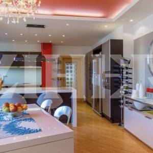 PRODAJA, TREŠNJEVKA, LUKSUZNI PENTHOUSE 270 M2 + TERASE +GARAŽA 100 M2