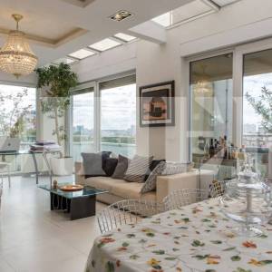 PRODAJA, TREŠNJEVKA, LUKSUZNI PENTHOUSE 270 M2 + TERASE +GARAŽA 100 M2