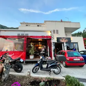 Prodaja uhodanog restoranskog poslovanja – Jadranska magistrala, Plat