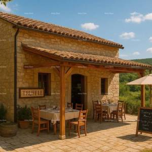 Prodaja- veliko imanje/stancija u središnjoj Istri, Pazin! Investicijska prilika!