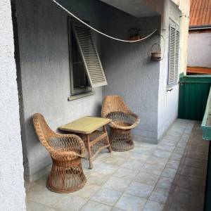 Prodaja: Zagreb-Trešnjevka, 3S stan s terasom 86.06m2, za renovaciju