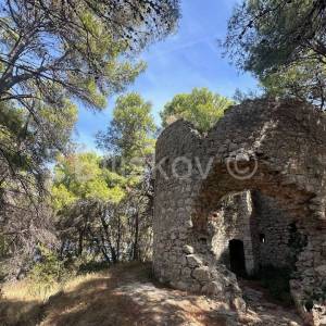Prodaja,Preko,Otok Ošljak,kuća 87m2 prvi red do mora.