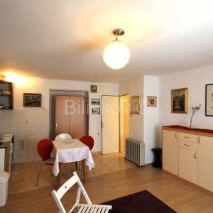 Prodaja,Trešnjevka , simpatična garsonjera 27m2 u prizemlju