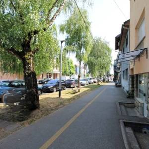 Prodaja,Trešnjevka , simpatična garsonjera 27m2 u prizemlju