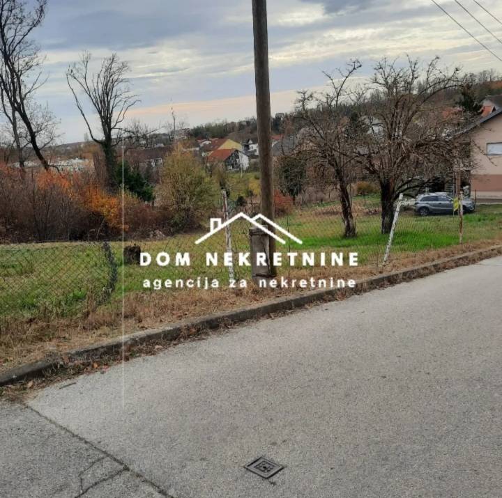 PRODAJE SE GRAĐEVINSKO ZEMLJIŠTE JAZBINE