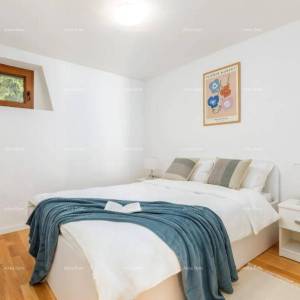 Prodaje se kamena kuća s tri odvojena stana - blizina Ližnjana!