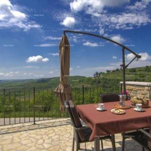 Prodaje se kamena kuća s pogledom na more, Buje