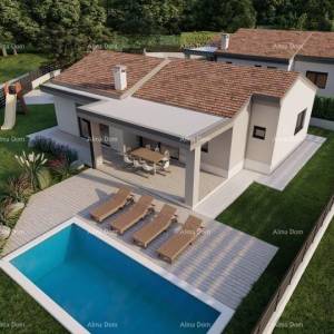 Prodaje se kuća prizemnica s bazenom u tijeku izgradnje