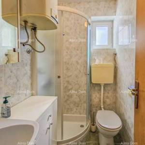 Prodaje se kuća s građevinskim zemljištem, 200 m od plaže – Umag