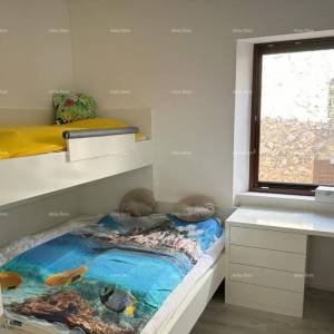 Prodaje se kuća sa 3 apartmana, Poreč