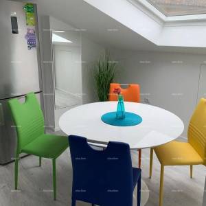 Prodaje se kuća sa 3 apartmana, Poreč