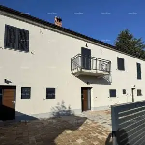 Prodaje se kuća u Funtani.