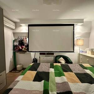 Prodaje se luksuzan prostrani stan u centru Rovinja