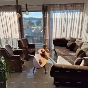 Prodaje se luksuzna vila u Medulinu – 100 m od mora