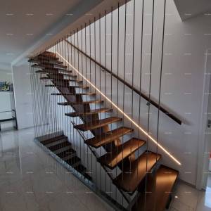 Prodaje se luksuzna vila u Medulinu – 100 m od mora