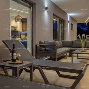 Prodaje se moderna Vila sa bazenom, Svetvinčenat