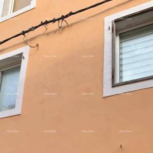 Prodaje se novouređeni poslovni prostor, 34m2, Fažana