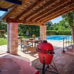 Prodaje se predivna kuća blizu Barbana