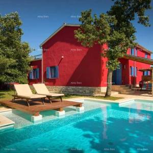 Prodaje se predivna kuća blizu Barbana