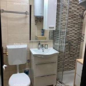 Prodaje se renoviran stan u centru Červar Porta – 50 m od mora