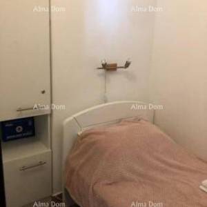 Prodaje se renoviran stan u centru Červar Porta – 50 m od mora