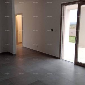 Prodaje se samostojeća kuća, 169 m2, s bazenom, Marčana