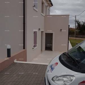 Prodaje se samostojeća kuća, 169 m2, s bazenom, Marčana