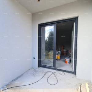 Prodaje se stan u Puli