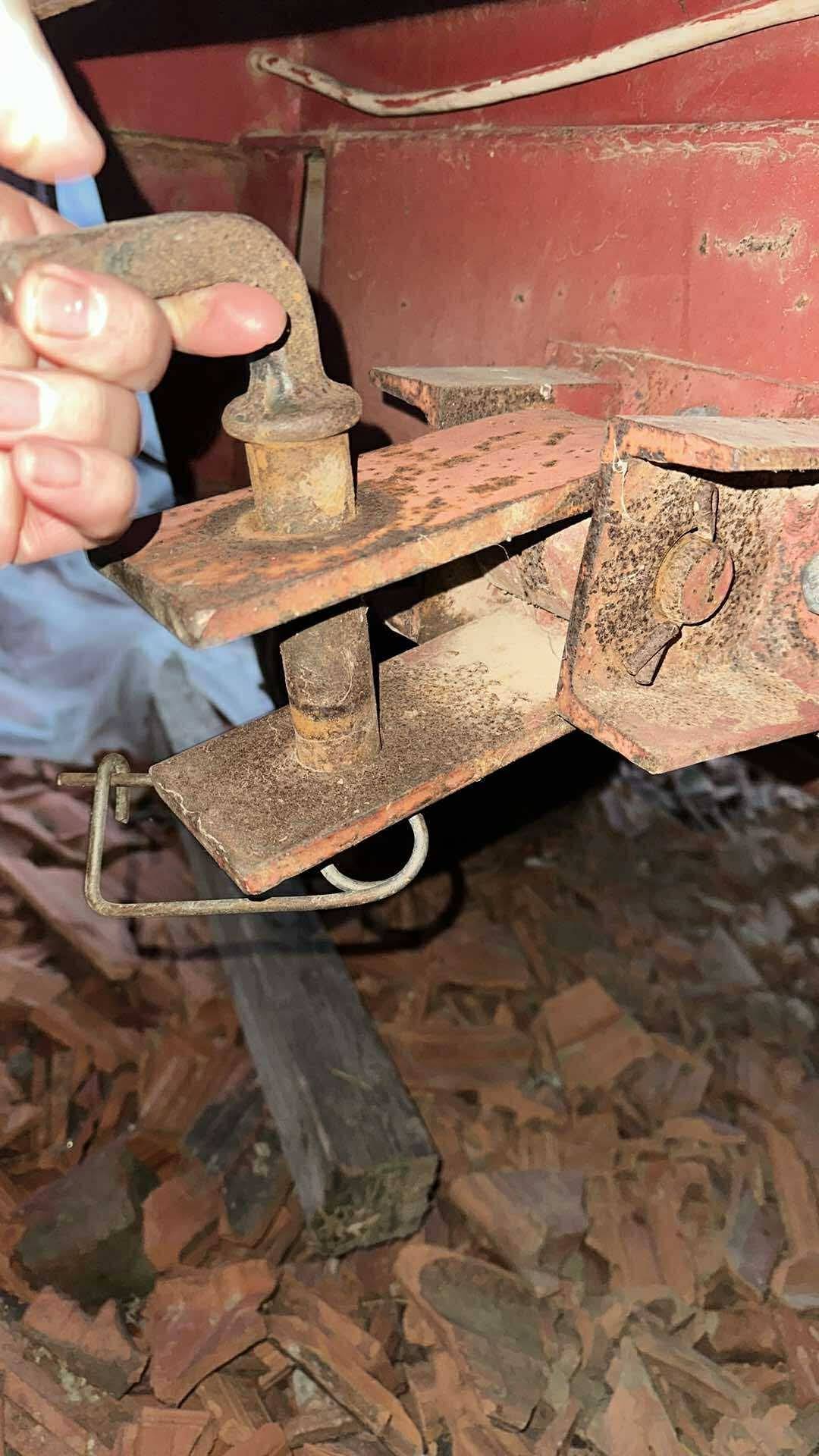 Prodajem prikolicu zvijezda nasice