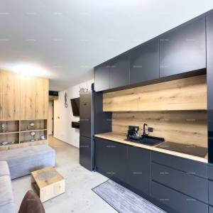 Prodajemo kompletno renoviran stan u Dugoj Uvali!