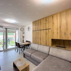 Prodajemo kompletno renoviran stan u Dugoj Uvali!