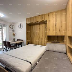 Prodajemo kompletno renoviran stan u Dugoj Uvali!