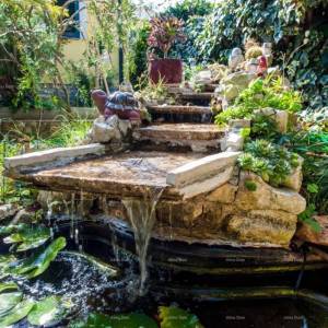 Prodajemo kuću, blizina uvale Cuve, s dodatnim objektima.