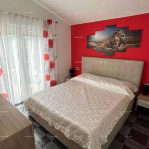 Prodajemo kuću sa više apartmana i bazenom. Pula Veli vrh.