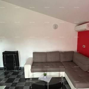 Prodajemo kuću sa više apartmana i bazenom. Pula Veli vrh.