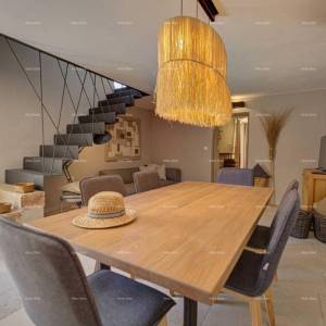 Prodajemo prelijepu kuću u idiličnom selu, u srcu Istre.