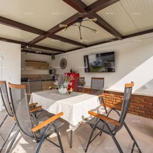 Prodajemo prelijepu vilu u Rovinju.